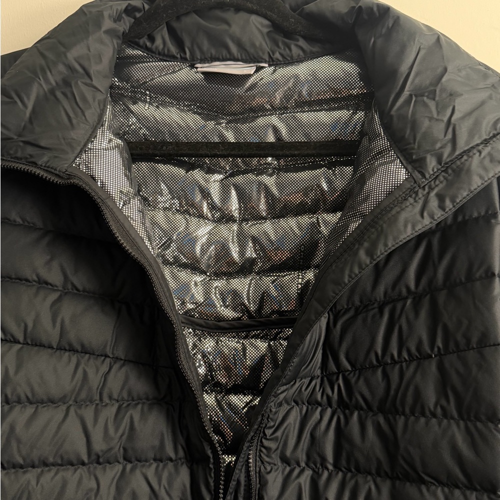 Columbia Black Packable Down Jacket - image 4